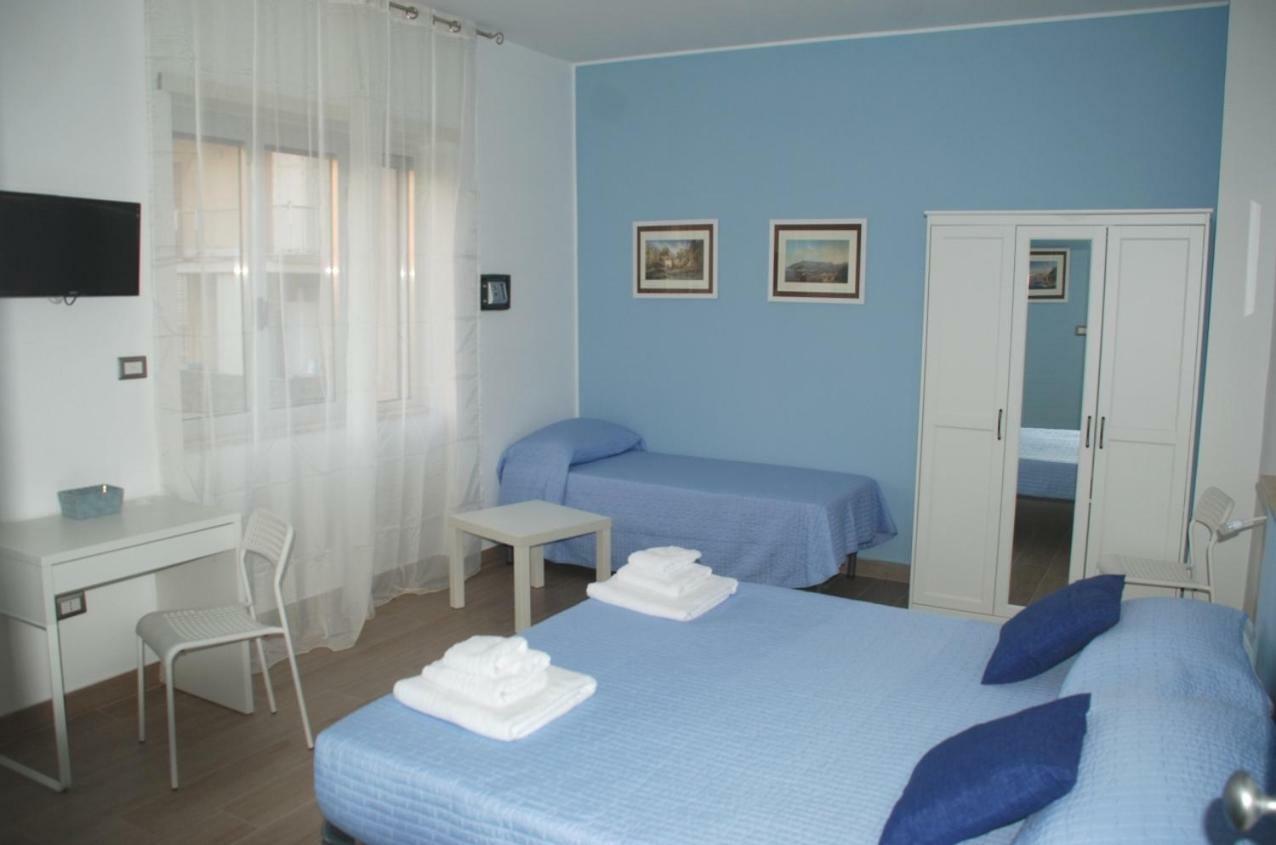 Hotel Binario 2 San Giorgio a Cremano Esterno foto